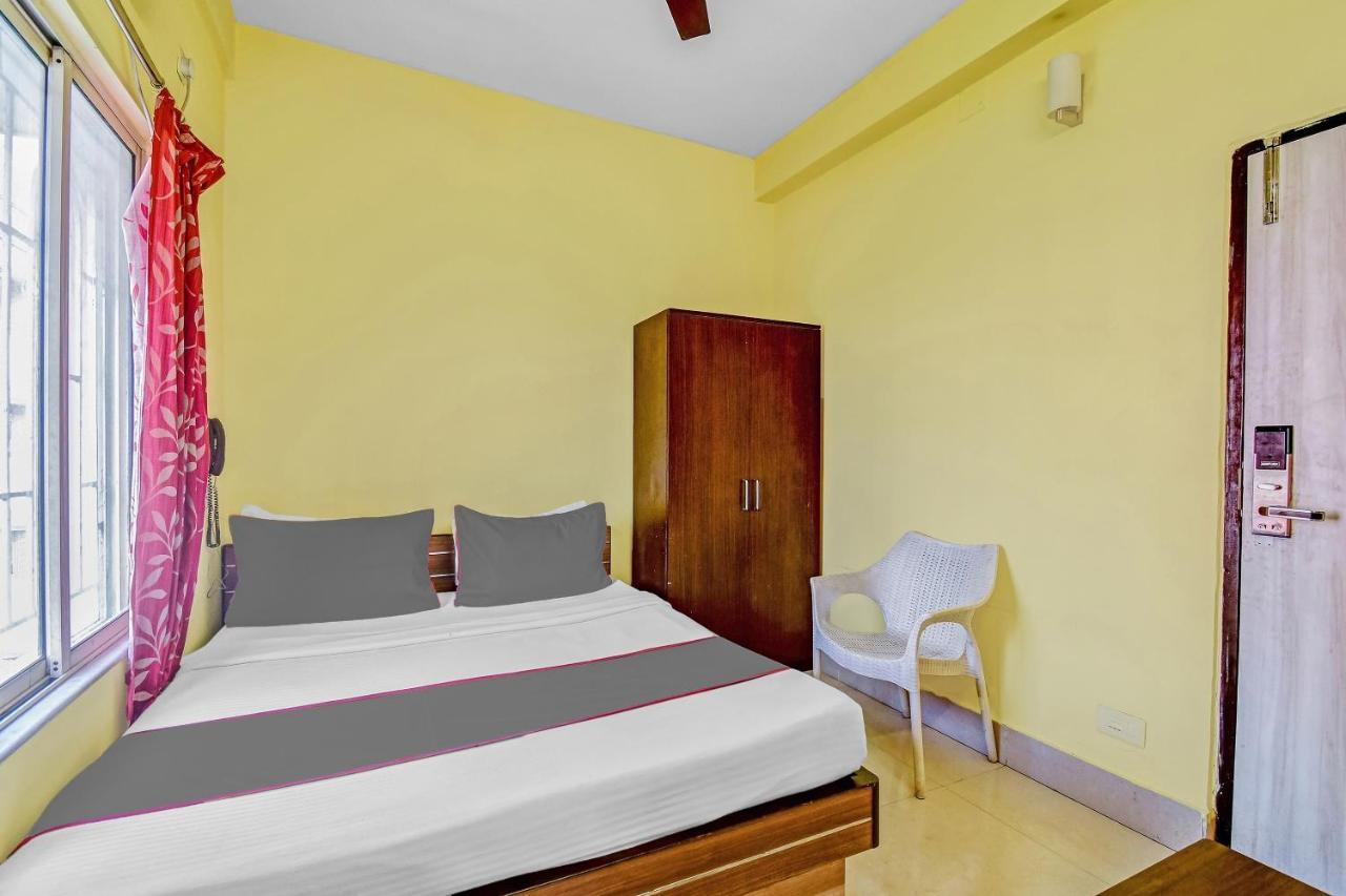 Capital O Kabita Guest House Near Acropolis Mall โกลกาตา ภายนอก รูปภาพ